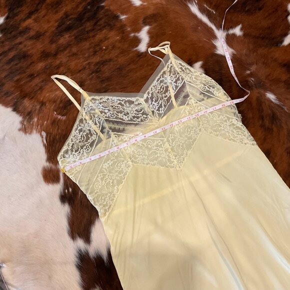 Vintage Power Model Silk Lace Long Slip Dress lingerie nightgown Size XL Yellow - Picture 6 of 7